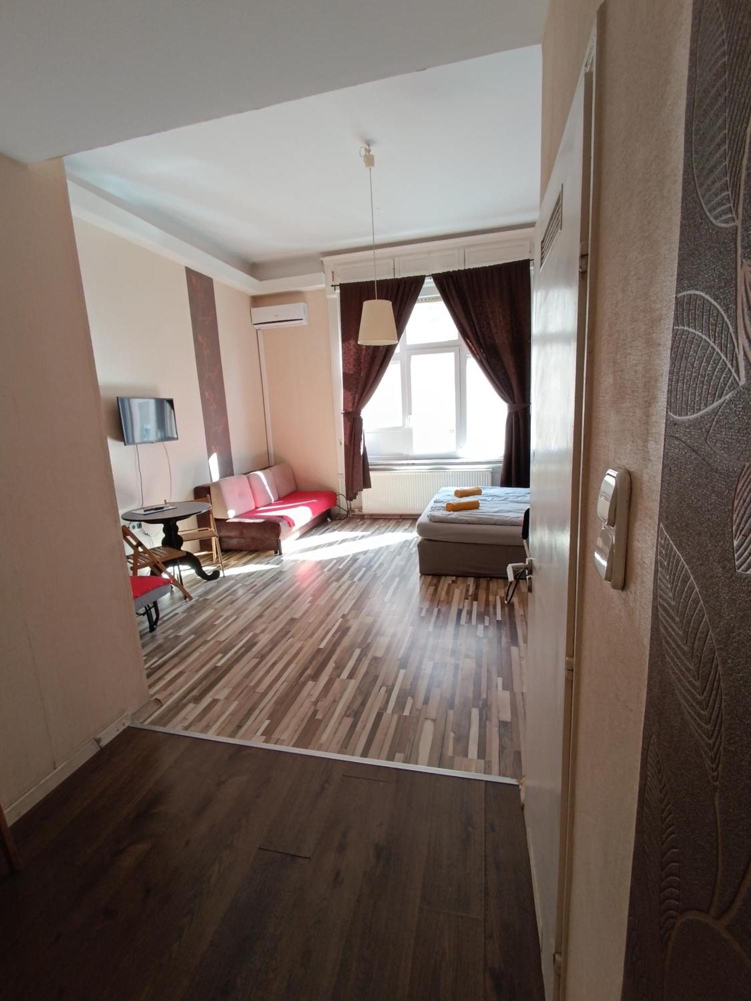 Liechtenstein Apartments Budapest Exterior photo