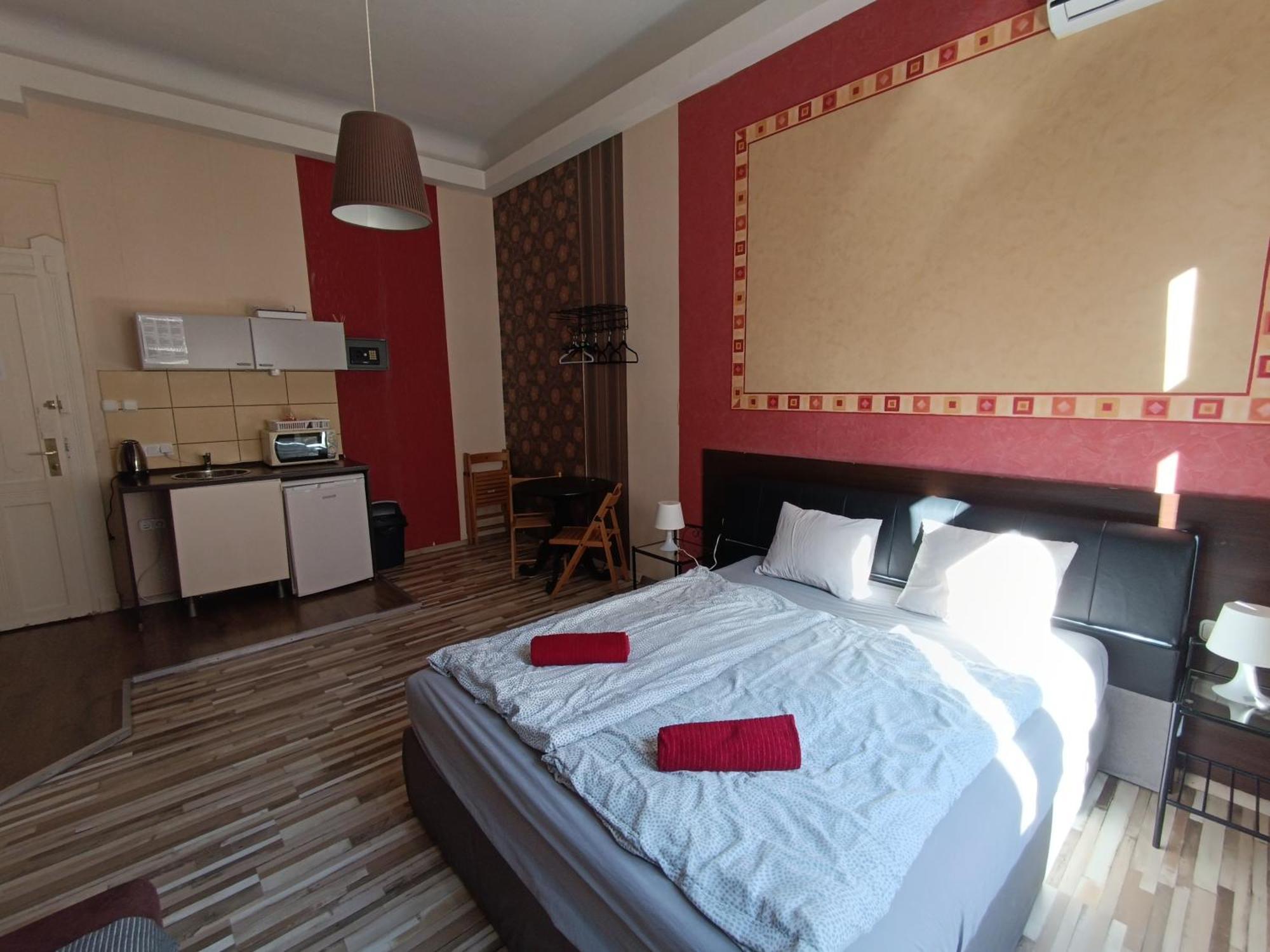 Liechtenstein Apartments Budapest Exterior photo